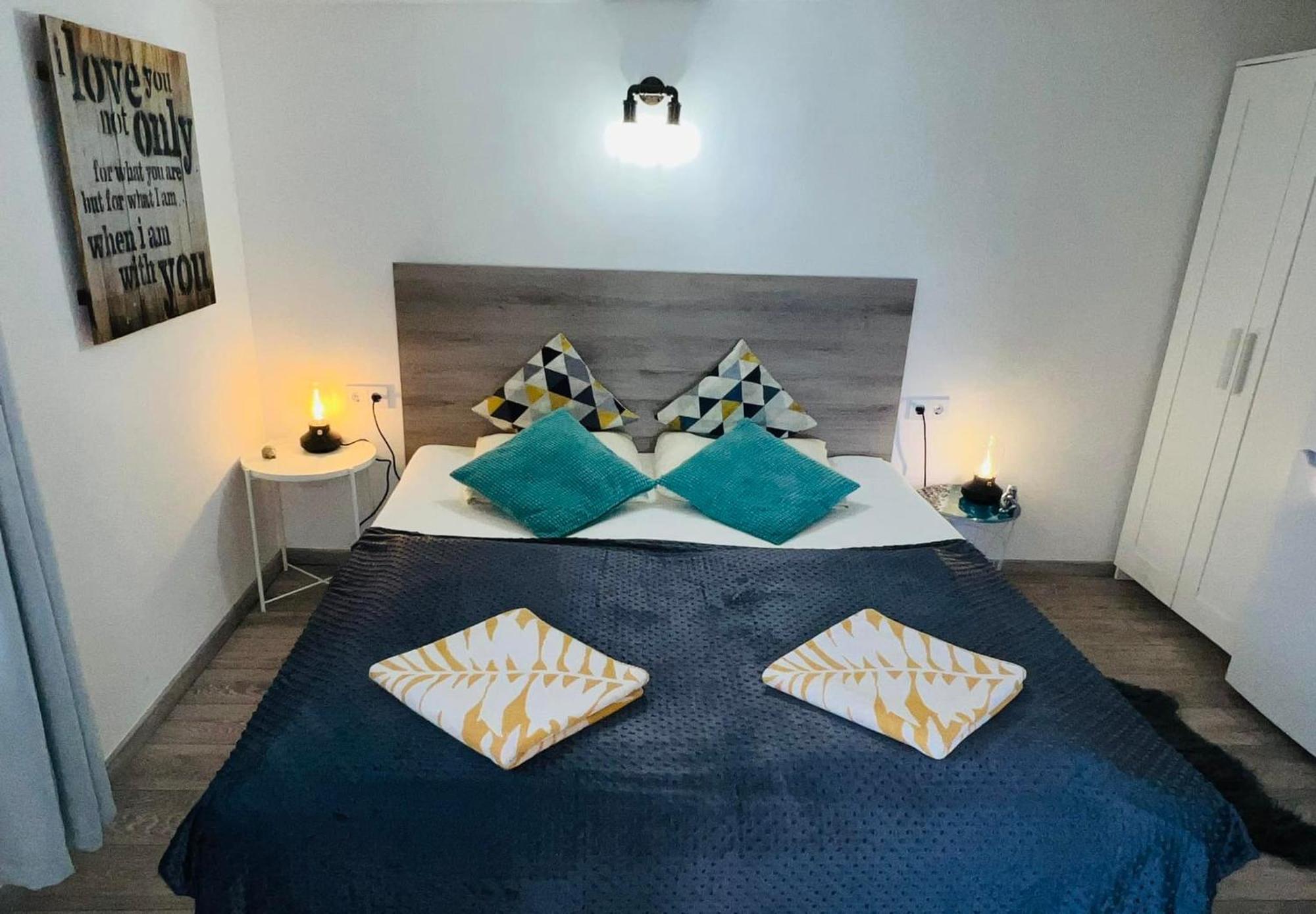 Balcsitthon Apartmanok Siófok Buitenkant foto
